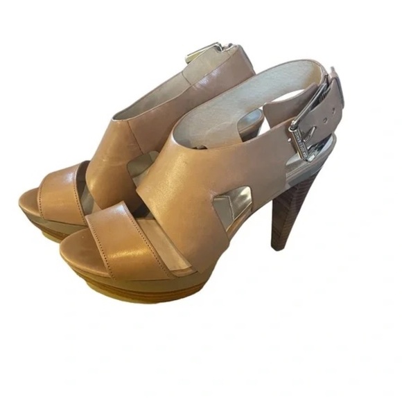 Michael Kors Stacked Wedge Heels Light Beige/Taupe - Picture 1 of 4